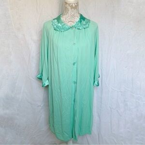 Vintage // Mint Green Women's Nightgown or house dress size medium mar2